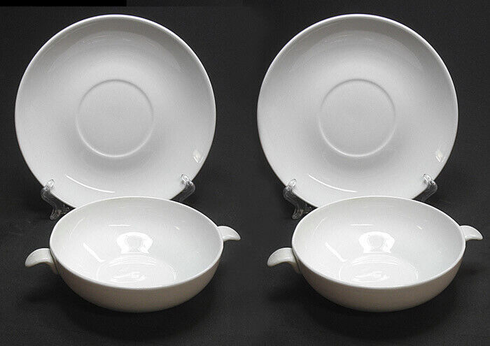 Read more about the article Vtg Set MCM Scandinavian White Arabia Finland Double Handle Bowls (Cups) Saucers