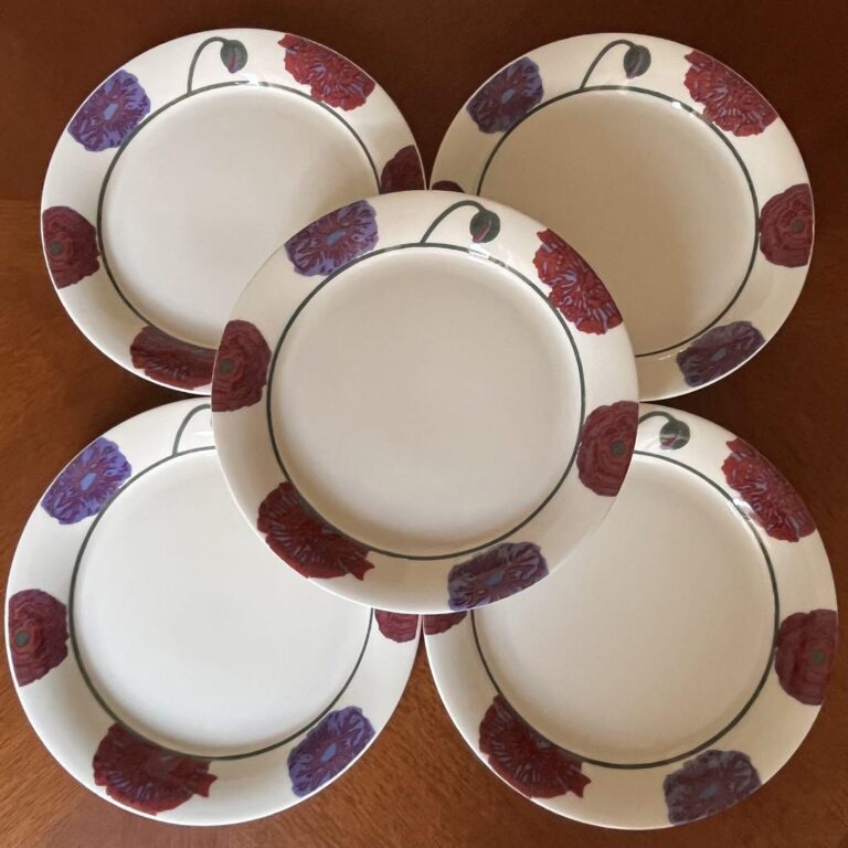 Read more about the article Arabia Illusia Cake Plate 5 Pieces