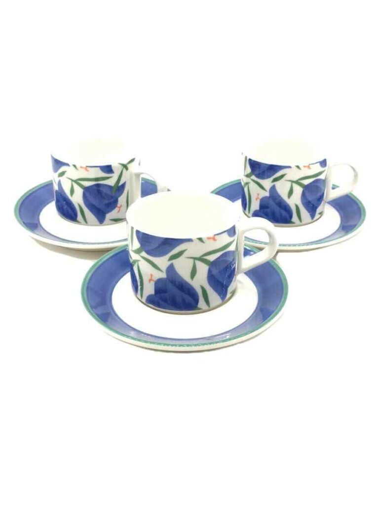 Read more about the article ARABIA #1 Cup and Saucer 3-piece set blue