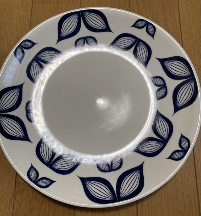Read more about the article Arabia 140Th Anniversary Plate 26Cm Maisa Out Of Print
