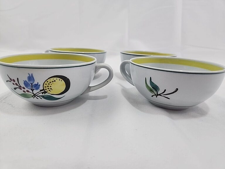 Read more about the article Vintage Arabia Finland Windflower Tea Cup Set of 4 Flat C