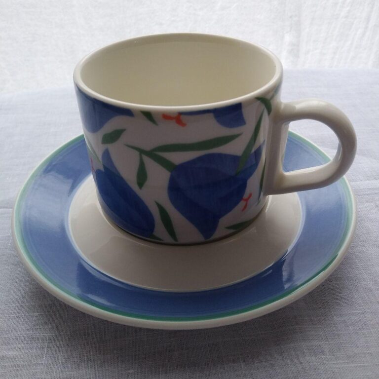 Read more about the article Arabia Balladi Coffee Cup Saucer