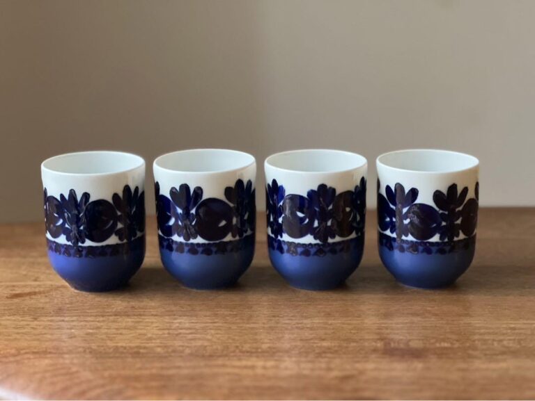 Read more about the article Arabia Cup Set Of 4