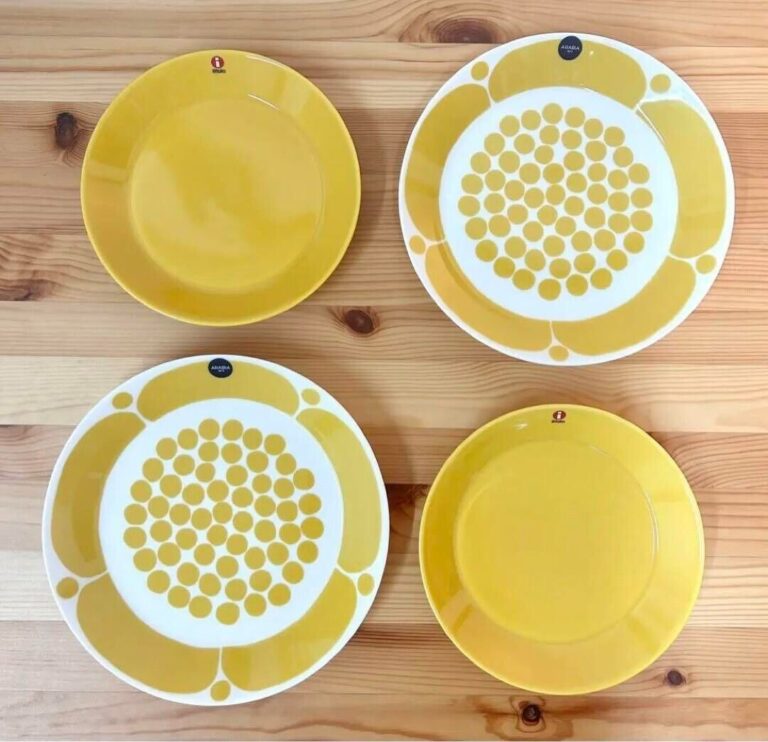Read more about the article Arabia Sunnuntai Plate 21cm Iittala Teema Honey Plate 17cm 4 Piece Set