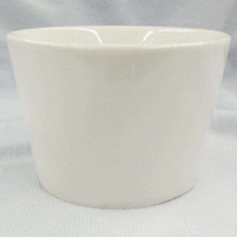 Read more about the article ARABIA TEEMA WHITE Covered Sugar Bowl NO LID NEW NEVER USED Kaj Franck Finland