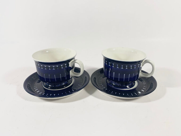 Read more about the article 2x Arabia Valencia Ulla Procope Coffee Cup and Saucer Set