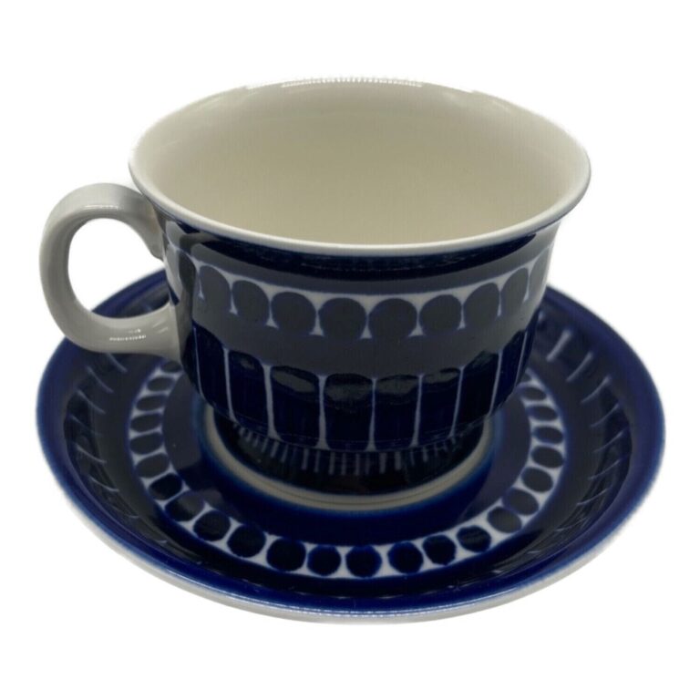 Read more about the article Arabia Coffee Cup and Saucer Valencia  Pre-owned Good condition F/S from JAPAN
