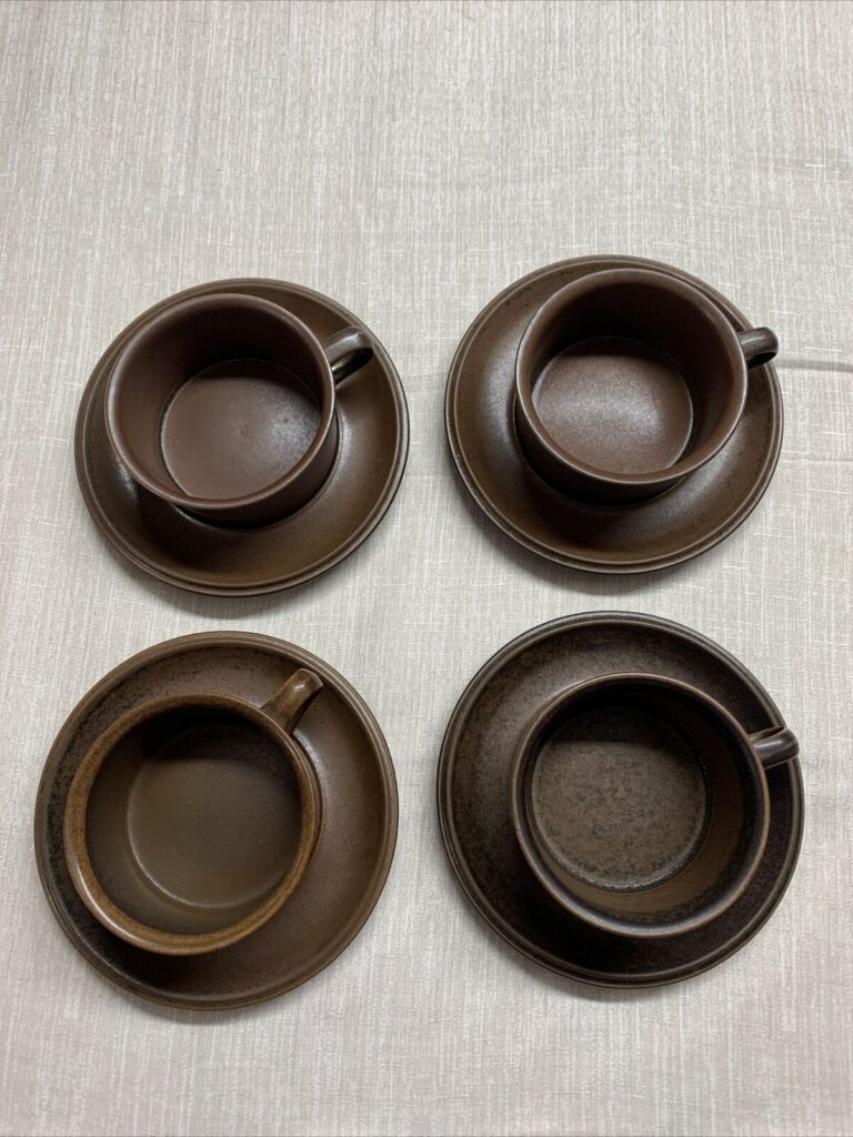 Read more about the article Vintage Arabia Finland Ruska Flat Coffee / Tea Cup and Saucer Set Of 4  LT2