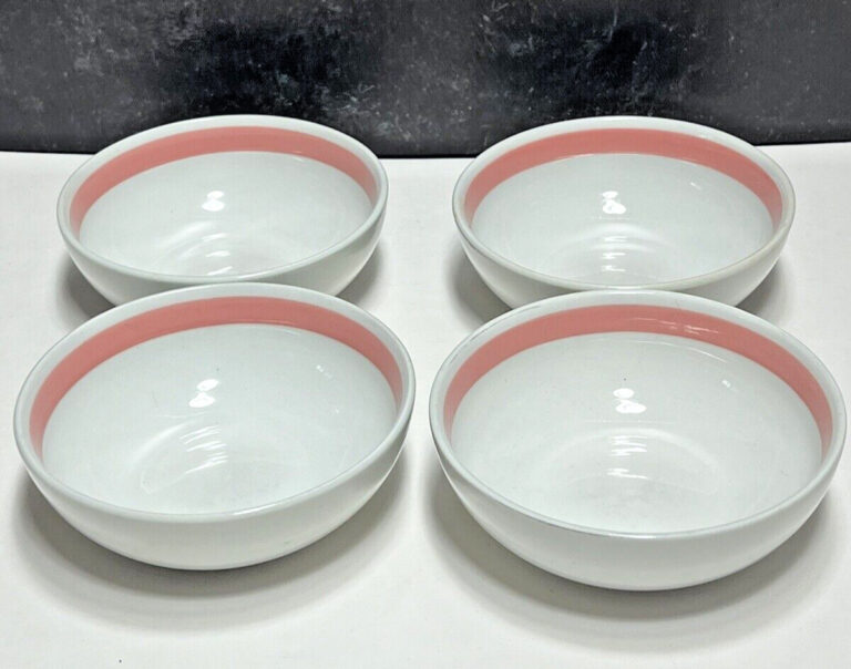 Read more about the article 4 Vintage Arabia Finland 36 Pink Ribbon Soup Cereal Dessert Bowls 5″