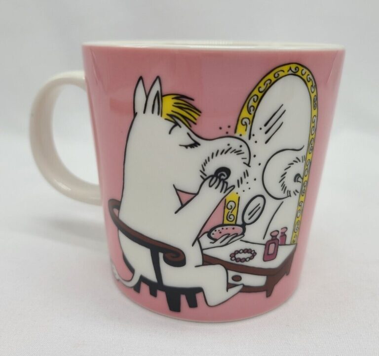 Read more about the article Moomin Characters By Arabia Pink Coffee Mug Make Up Dress Up
