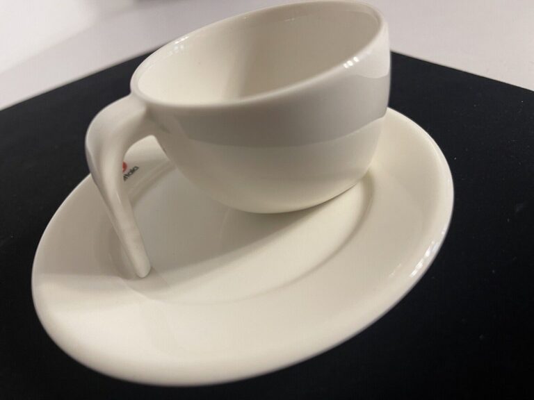 Read more about the article Vintage Iittala Ego espresso cup and saucer / Arabia Finland