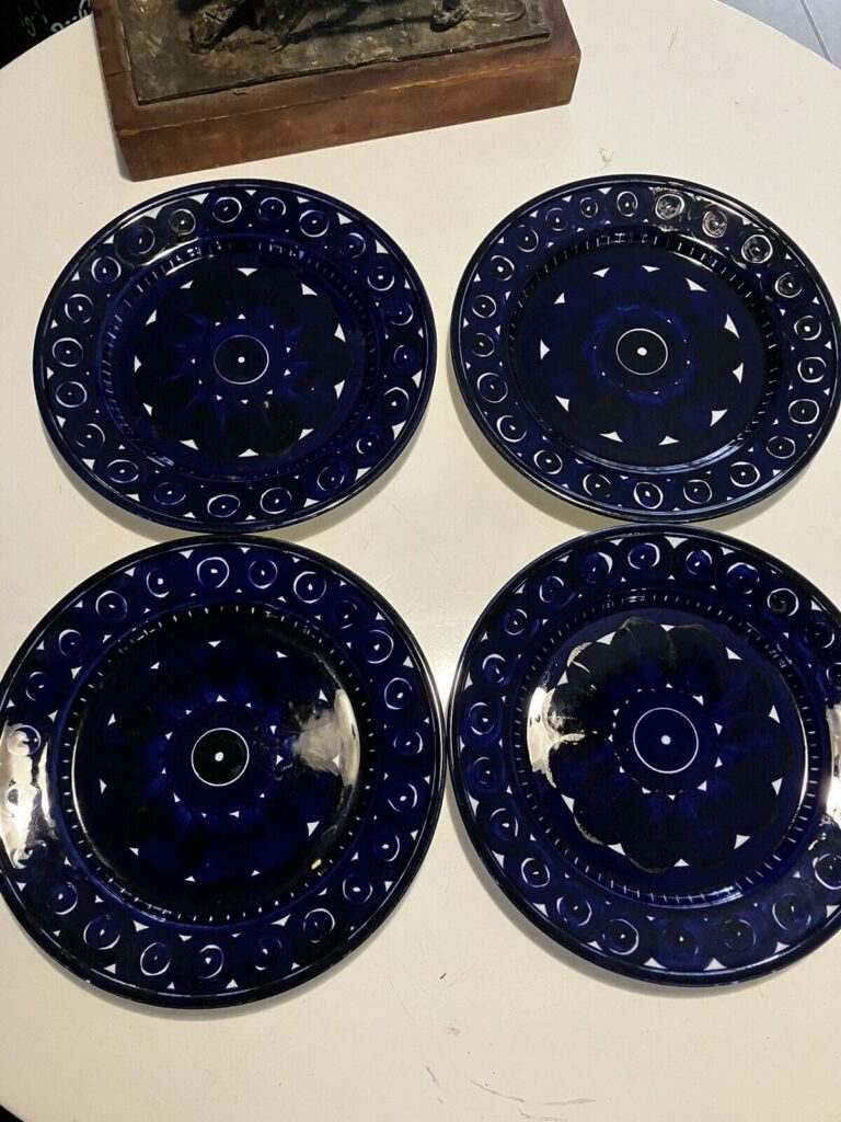 Read more about the article Mid Modern ARABIA Finland Ulla Procope VALENCIA 10” Dinner Plates 4 LOT Perfect