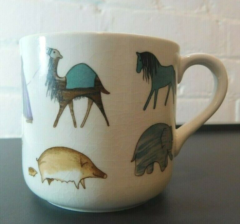 Read more about the article Vintage 1965 Genuine ARABIA Finland Animal Theme Porcelain Coffee Tea Cup Mug