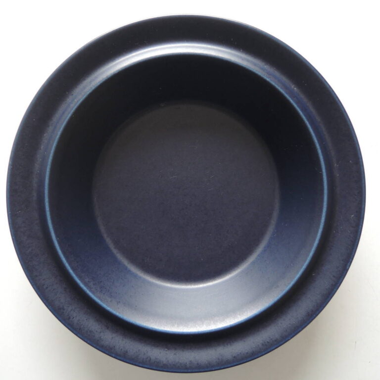 Read more about the article Vintage Arabia Blues Soup Plate 20Cm Bowl Deep Dish Blue Ruska 1