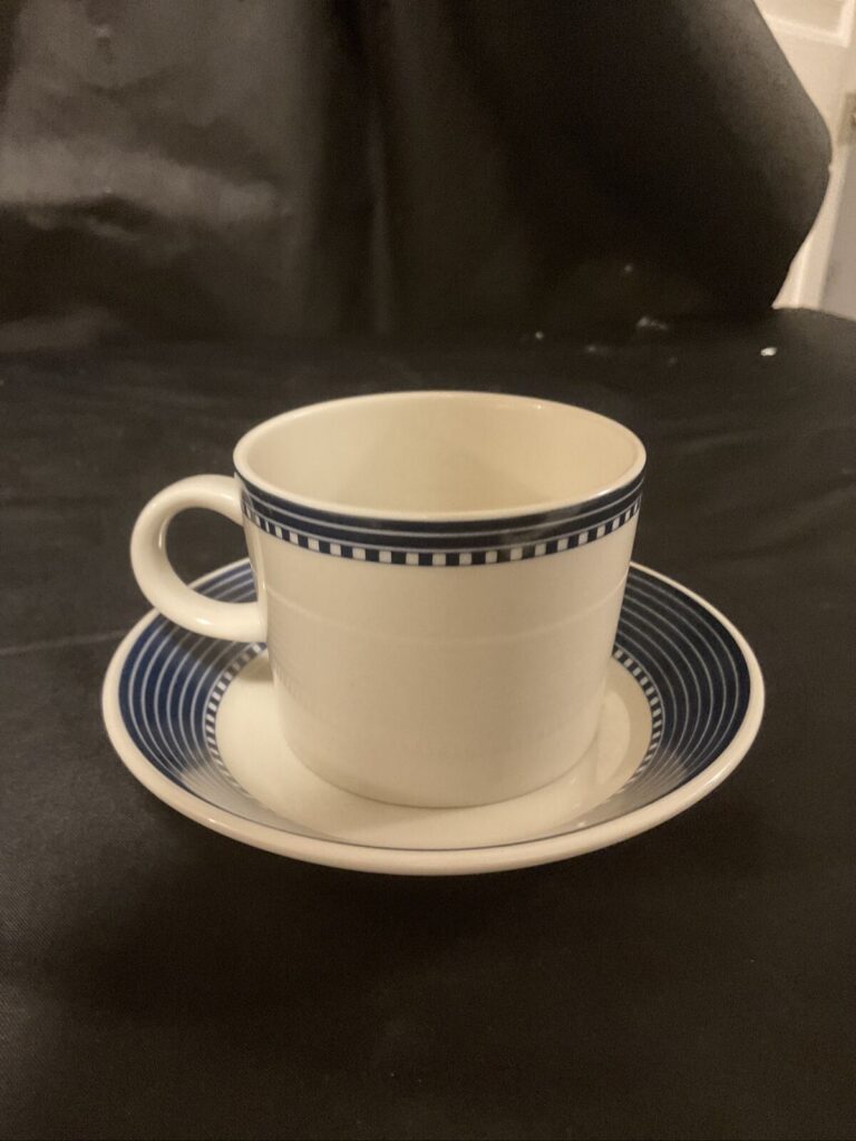 Read more about the article arabia finland teema Blue And White Cup And Saucer 2 1/2×3 In Cup