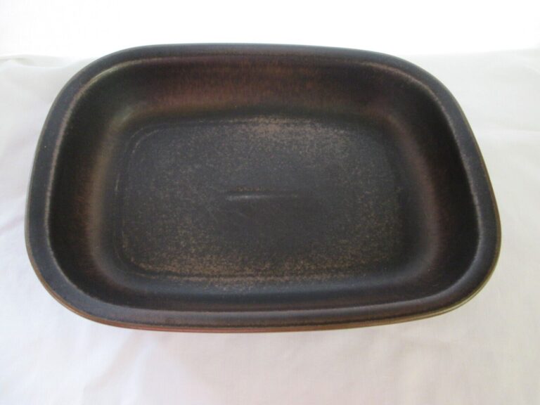 Read more about the article Arabia of Finland MCM Ulla Procope Ruska Brown Serving Casserole Dish Tray 12×9