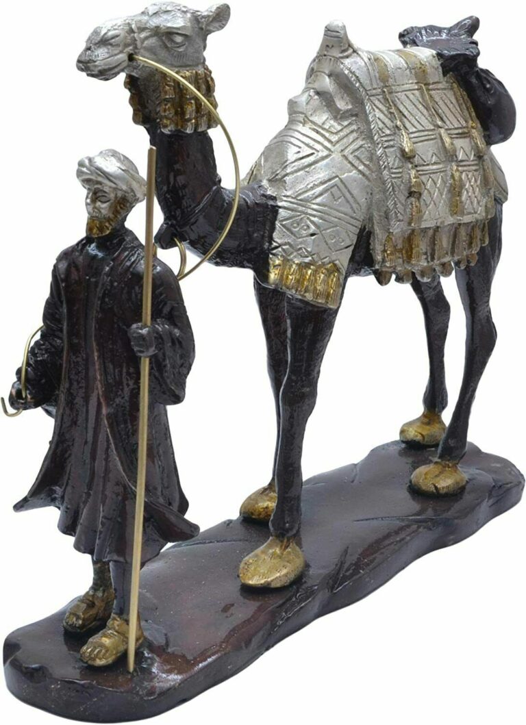 Read more about the article Brass Merchant of Arabia Showpiece Figurine For Home Office Living Room Decor