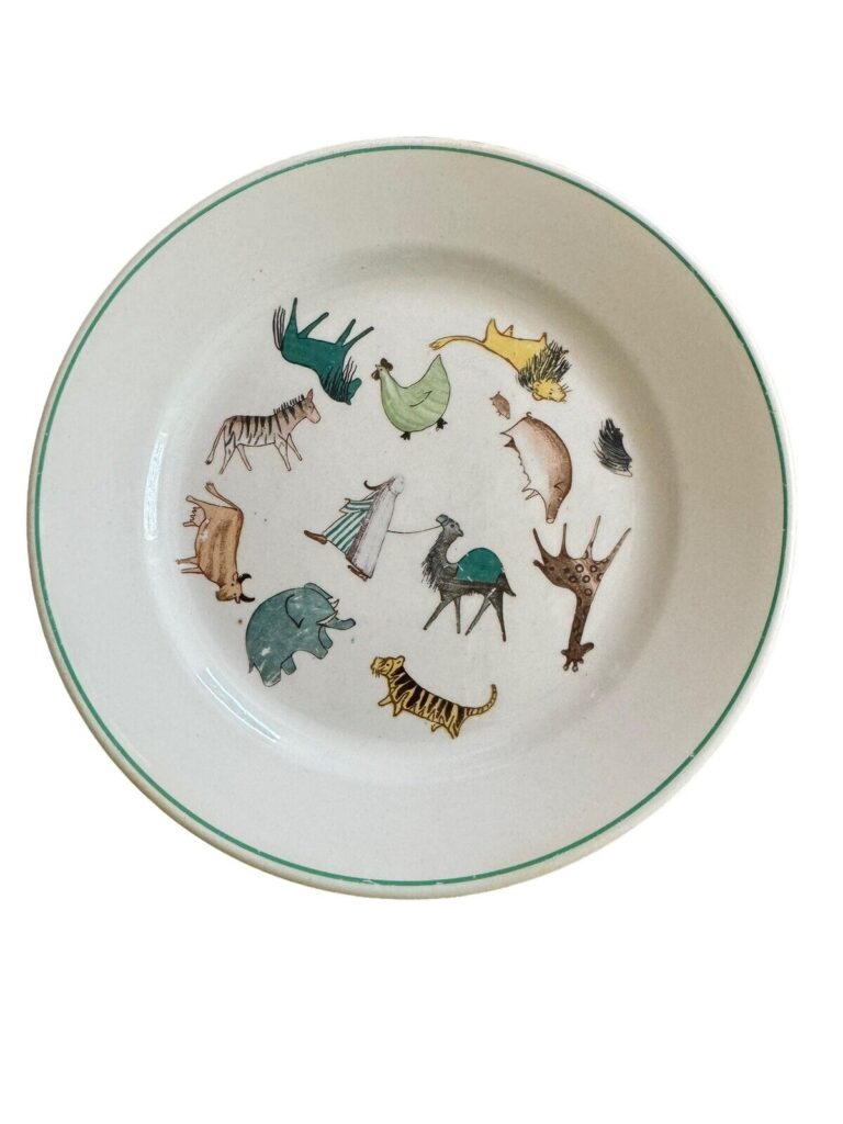 Read more about the article Vintage 1963 Arabia Finland Child’s Noah’s Ark Animal Parade Saucer 7.5”