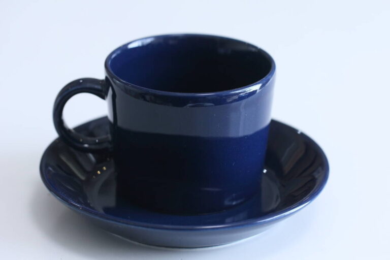 Read more about the article 4180 Teema Blue C S 0.15L Arabia Finland Discontinued Color Cup Saucer
