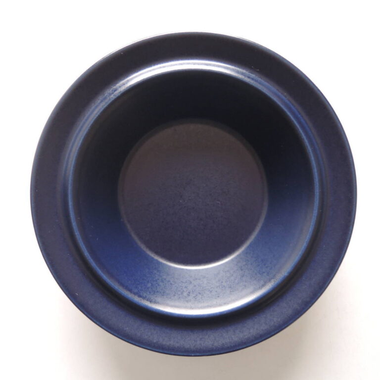 Read more about the article Vintage Arabia Blues Soup Plate 17Cm Bowl Deep Blue Ruska 2