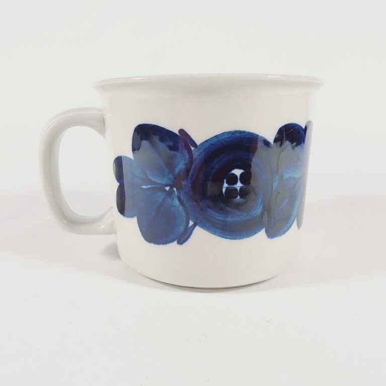 Read more about the article 💥Vintage Arabia of Finland Anemone Blue Beer/Coffee Mug/Cup Free Shipping