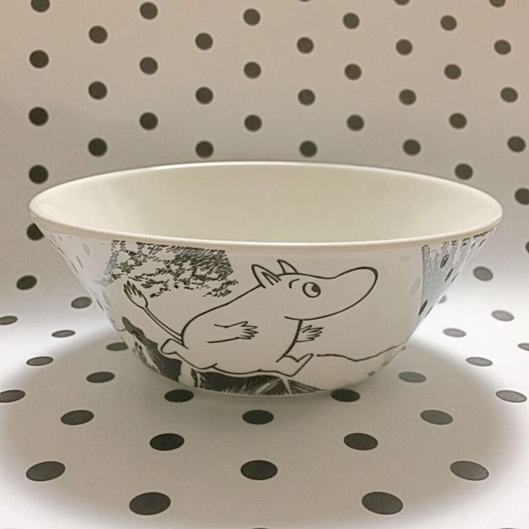 Read more about the article Arabia Moomin Adventure Monochrome Bowl Limited quantity unused Japan 2013 Mint