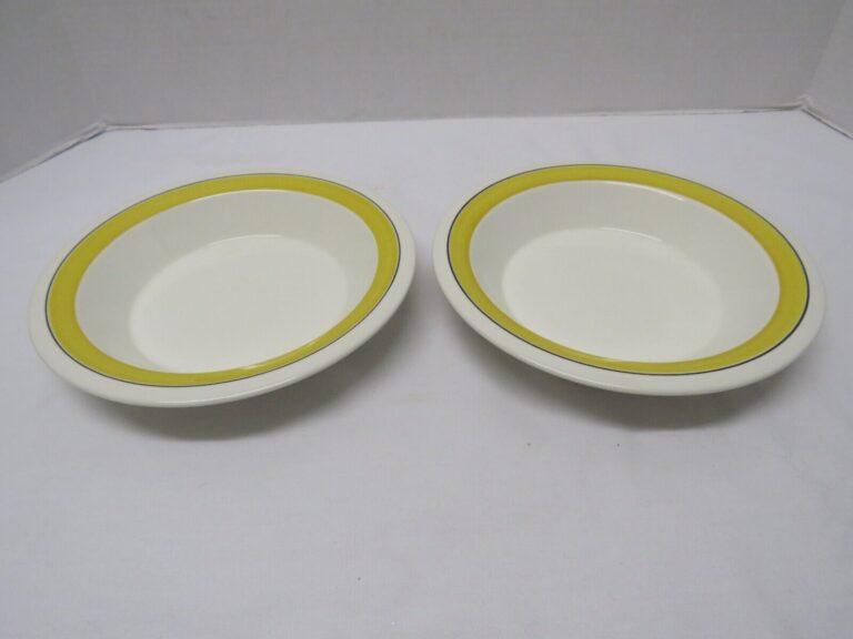 Read more about the article 2 Vintage MCM ARABIA Finland FAENZA Yellow Rimmed Soup Bowls 7 7/8″