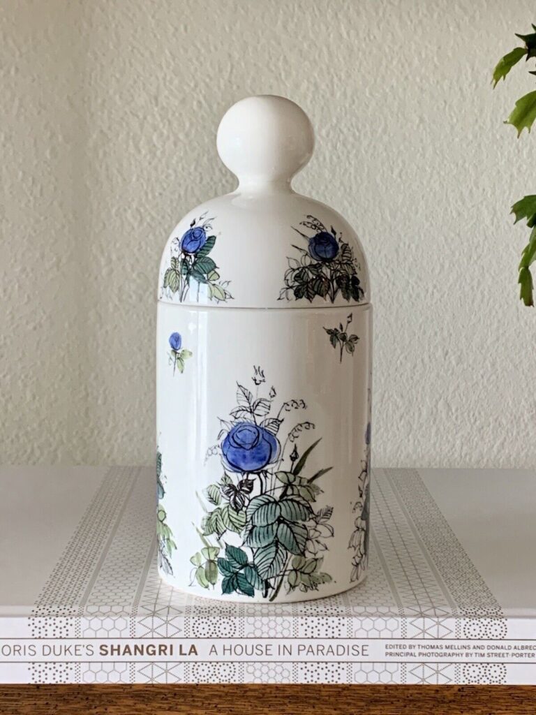 Read more about the article Arabia Finland Lidded Canister Blue Floral Rose Pattern Signed HL Ahola