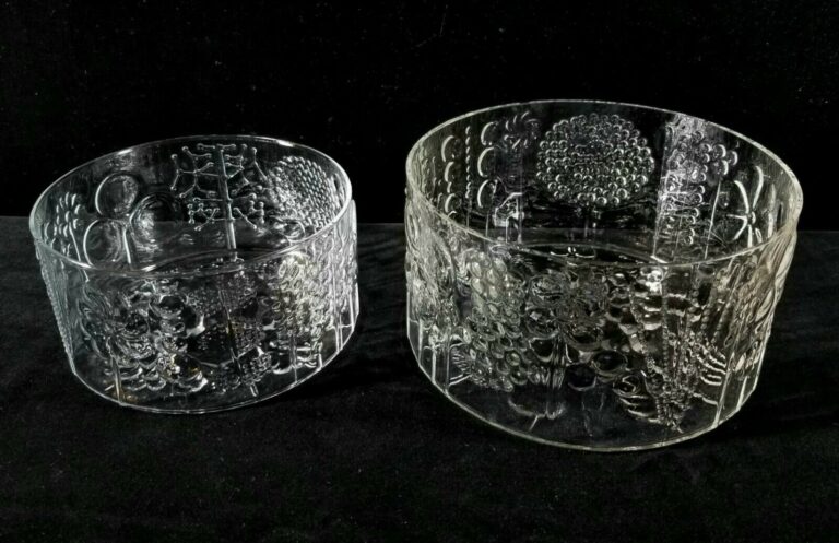 Read more about the article Vintage MCM Arabia Finland Flora Pattern By Oiva Toikka Glass Serving Bowls NM