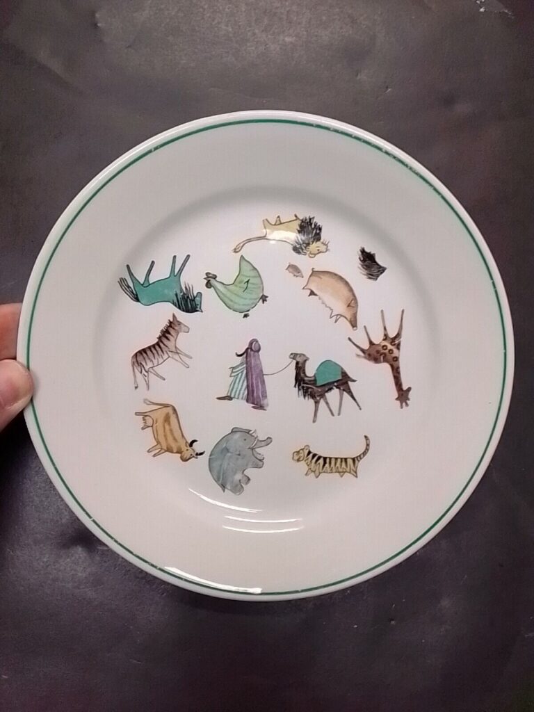 Read more about the article Salvage Chipped Arabia Finland Plate Animal Parade childrens 1960s MCM