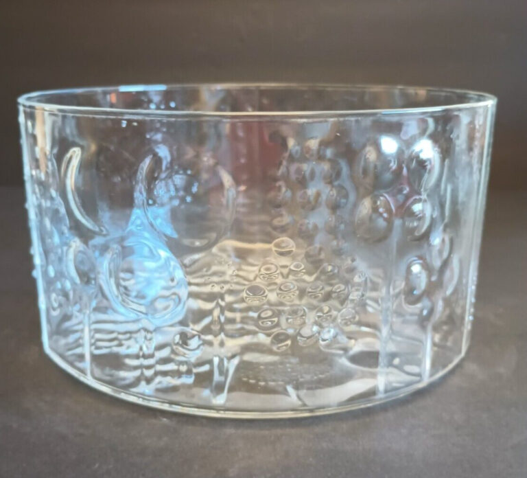 Read more about the article MCM Littala Arabia Finland FLORA Oiva Toikka Clear Salad Serving 7.5” Bowl