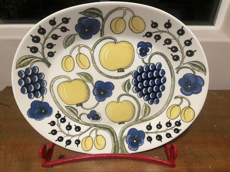 Read more about the article Paratiisi OVAL Plate/Platter 35.5cm 14 in  Kaipiainen Arabia Finland  Excellent