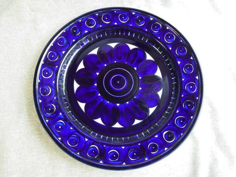 Read more about the article Arabia #48 Vintage Valencia Platter 34Cm Plate