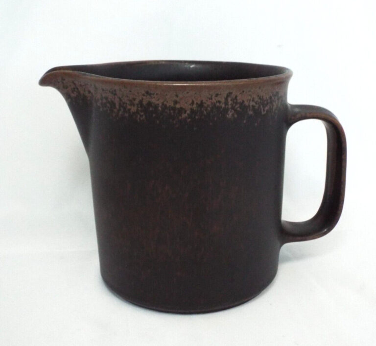 Read more about the article Arabia of Finland RUSKA Large Pitcher 32oz STONEWARE Brown Spotted Ulla Procope