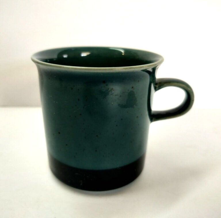Read more about the article Meri Blue by Arabia of Finland Flat Cup Mug Replacement Discontinued