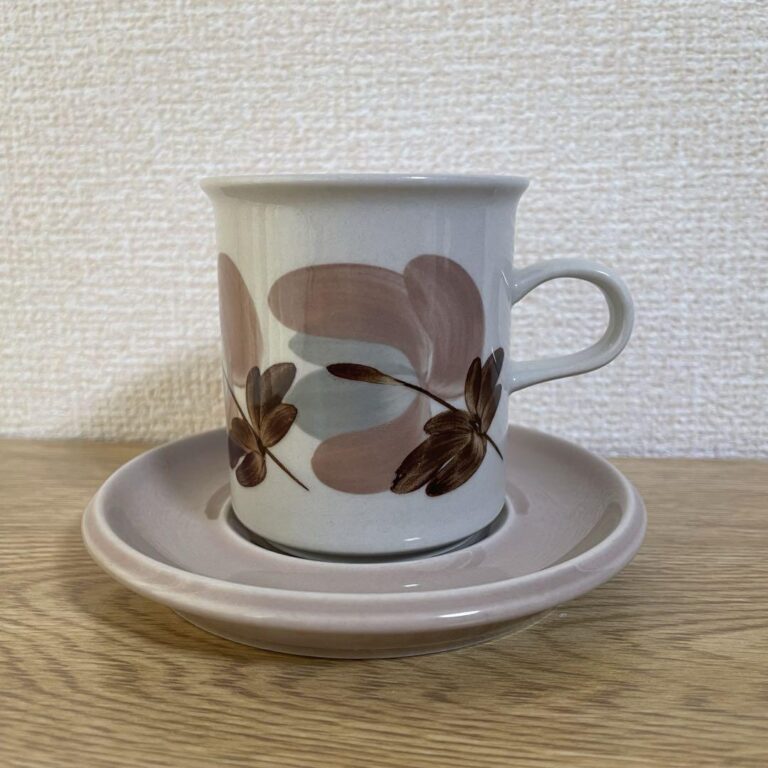 Read more about the article Arabic Koralli Cup Saucer Vintage from japan