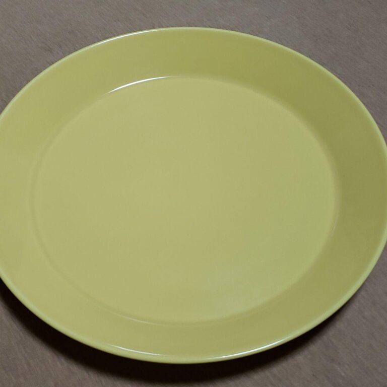 Read more about the article Arabia Teema 26Cm Plate Yellow