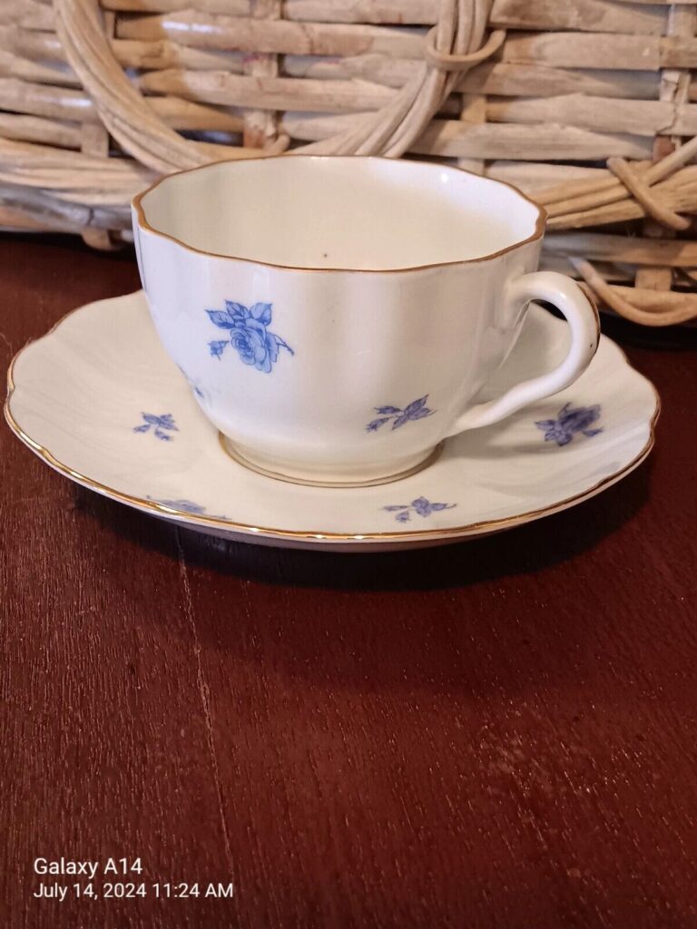 Read more about the article Vintage Arabia China Tea Cup Saucer Finland Collectible Gift  Blue Rose
