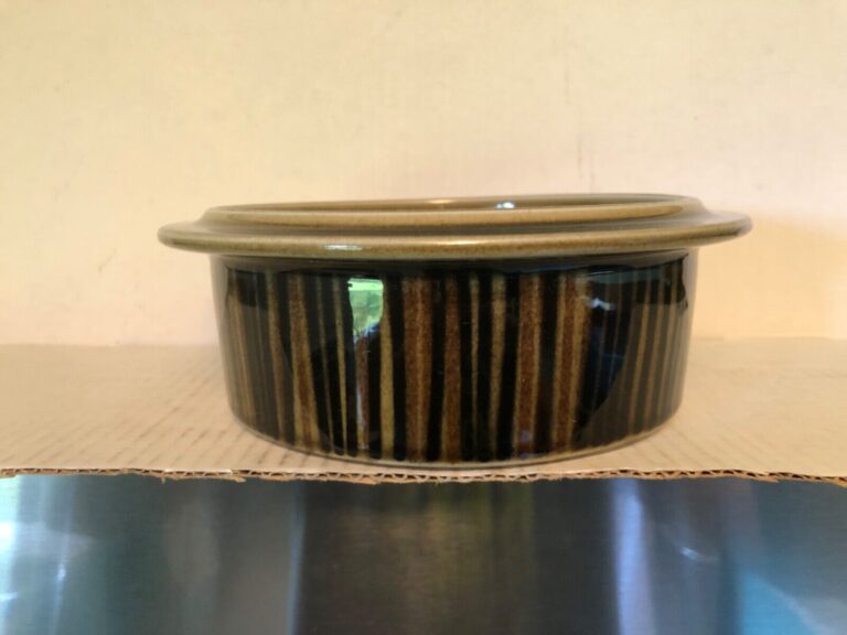 Read more about the article ARABIA FINLAND KOSMOS SERVING BOWL 7 INCHES