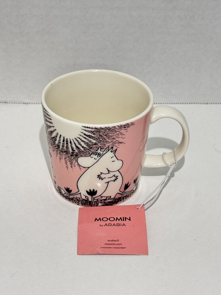 Read more about the article ARABIA Moomin Classic Mug Cup 2024 Love / Pink New With Tags