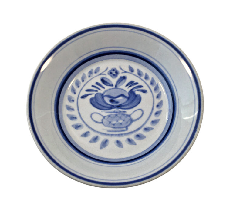 Read more about the article Arabia ‘Blue Rose’ Small 5″ Fruit / Dessert / Sauce Bowl Hand Painted EC
