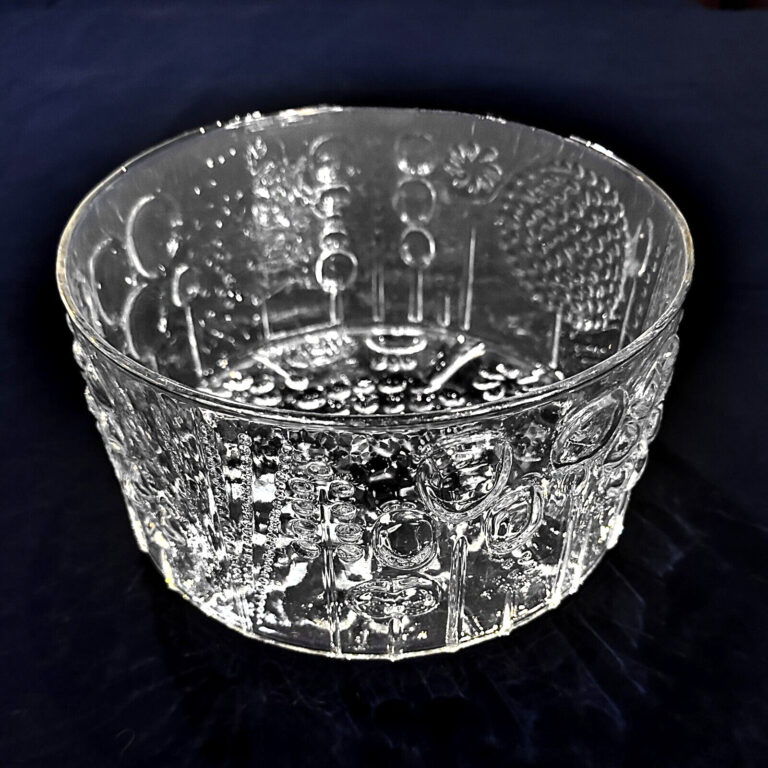 Read more about the article IITTALA Glass Oiva Toikka Flora Arabia FINLAND MCM Embossed Bowl 19.5cm / 7.5″