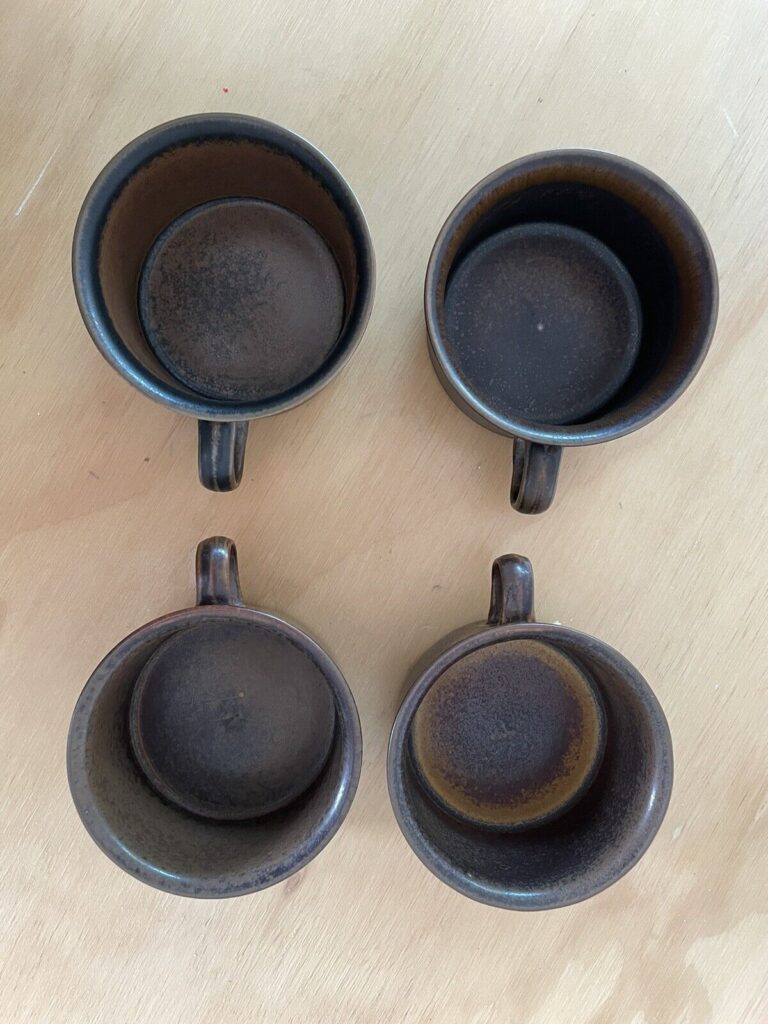 Read more about the article Arabia Finland Ruska Cups Ulla Procope Brown LOT OF 4