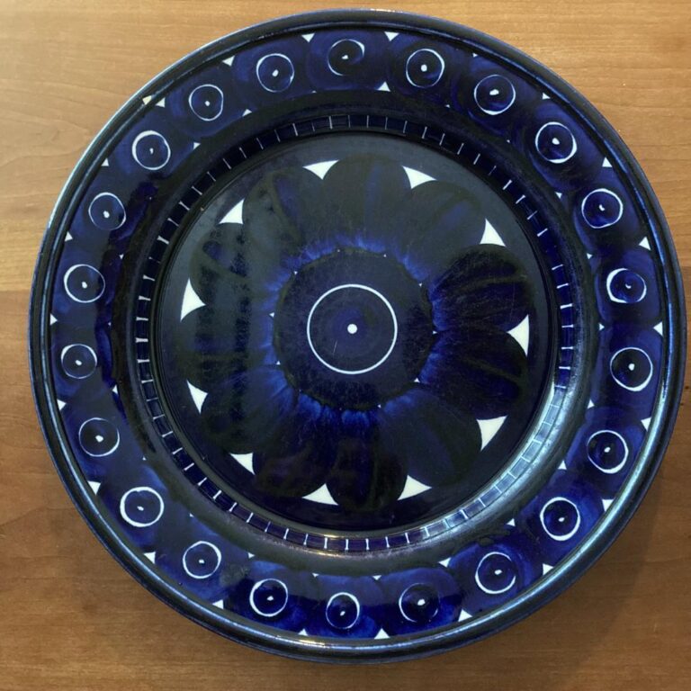Read more about the article Arabia #55 Vintage Valencia Platter Plate