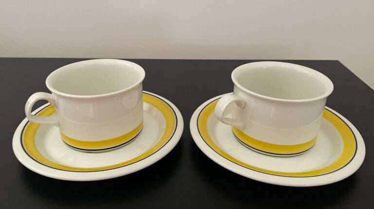 Read more about the article Set of 2 Arabia Finland Faenza Cups and Saucer with Yellow Black Stripe