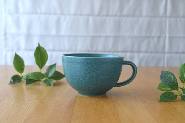 Read more about the article Arabia 24H Tea Cup Only Green No.2330