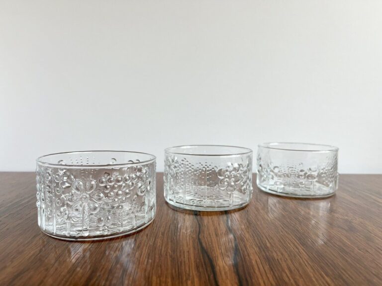 Read more about the article Set of 3 Iittala Arabia Finland Flora 3 7/8″ Glass Bowls MCM by Oiva Toikka