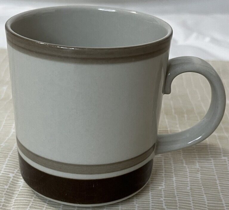 Read more about the article Arabia Finland Pirtti Coffee Mug Tea Cup 12 oz. Brown Stripes