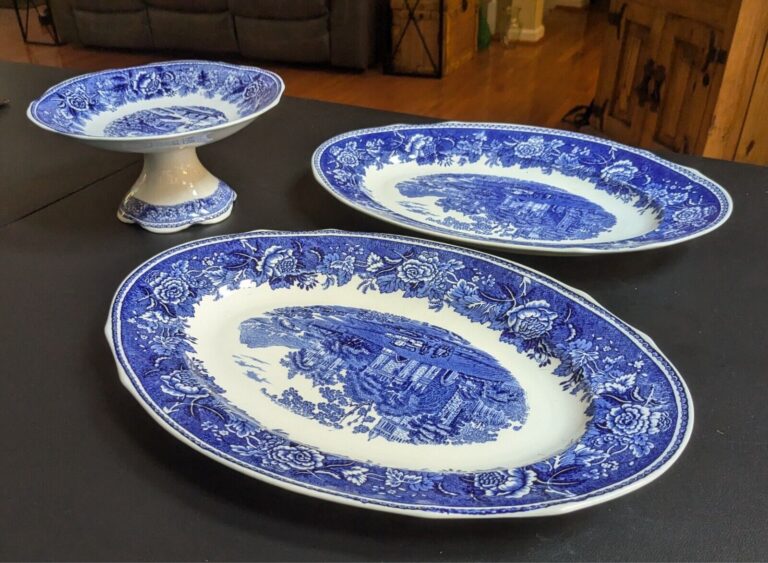 Read more about the article Vintage Landscape Blue Serveware by Arabia of Finland