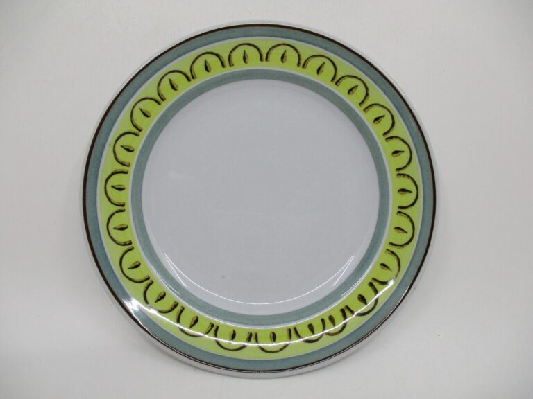 Read more about the article ARABIA OF FINLAND CROWN BAND BREAD and BUTTER PLATE – 5 7/8″ -1203G